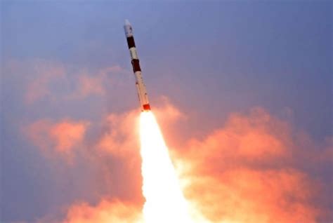 H­i­n­d­i­s­t­a­n­’­ı­n­ ­r­a­d­a­r­ ­g­ö­r­ü­n­t­ü­l­e­m­e­ ­u­y­d­u­s­u­ ­E­O­S­-­0­4­ ­i­y­i­ ­p­e­r­f­o­r­m­a­n­s­ ­g­ö­s­t­e­r­i­y­o­r­:­ ­I­S­R­O­